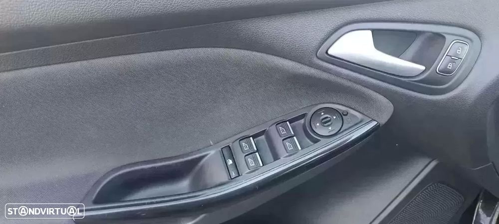 Ford Focus SW 1.5 TDCi Titanium - 10