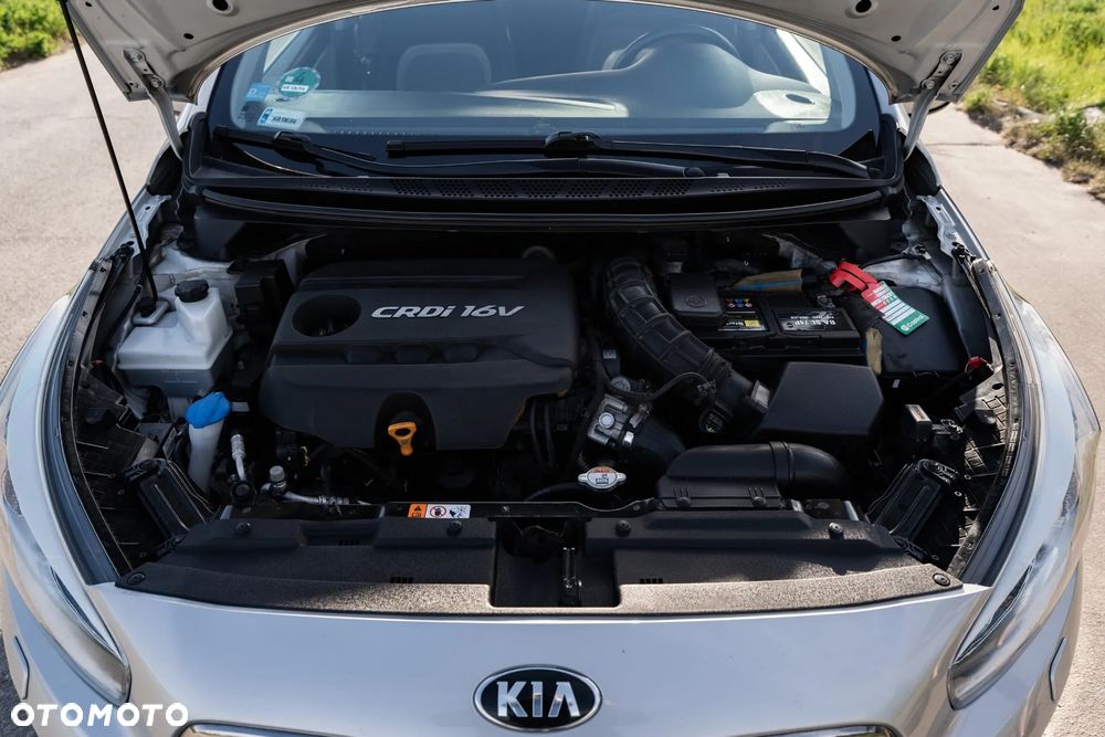 Kia Ceed 1.6 CRDi Business Line - 13