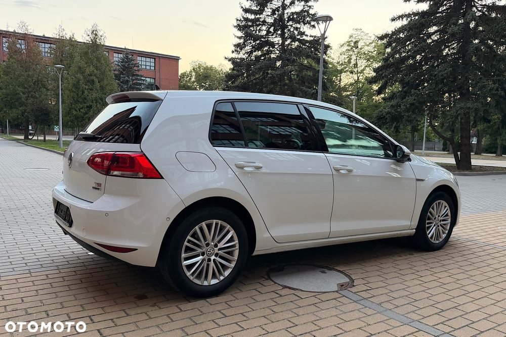 Volkswagen Golf 1.4 TSI BlueMotion Technology Cup - 9