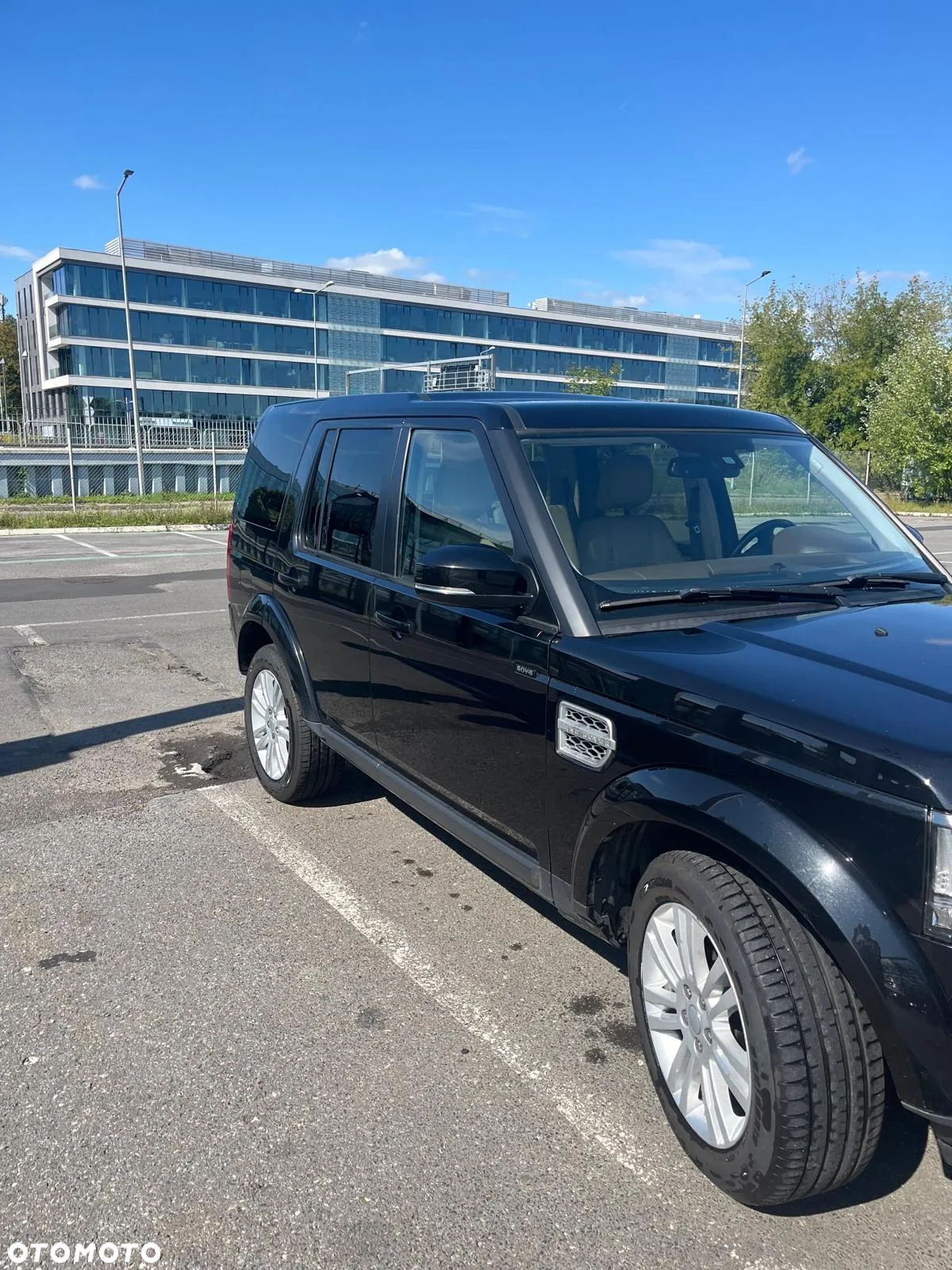 Land Rover Discovery IV 3.0 SD V6 HSE - 2