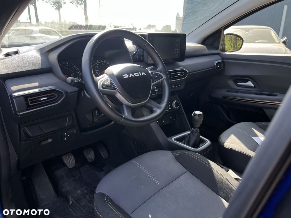 Dacia Sandero - 10
