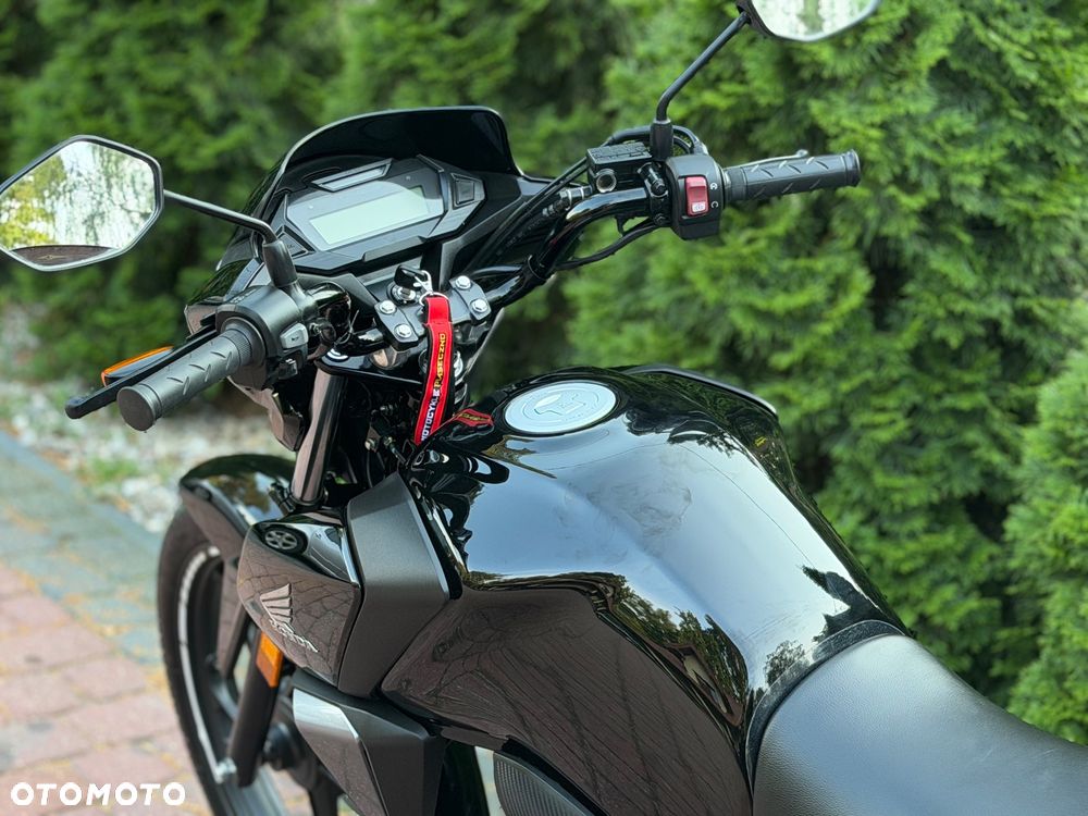 Honda CB - 15