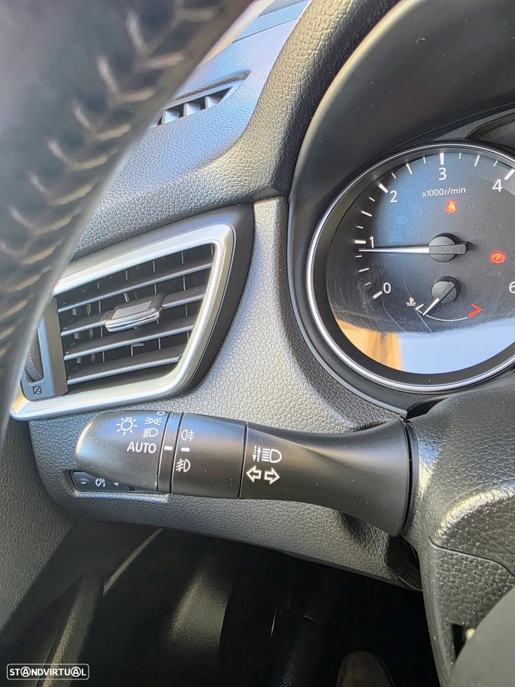 Nissan Qashqai 1.5 dCi N-Connecta Led - 35