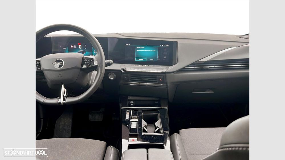 Opel Astra Sports Tourer - 18