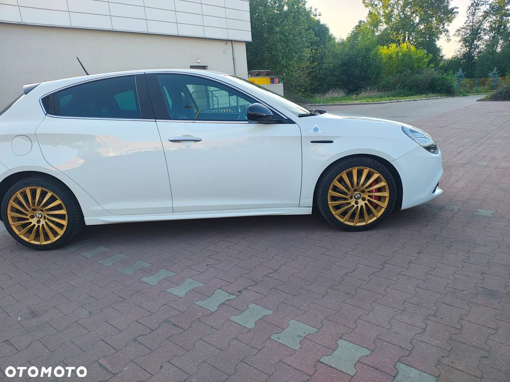 Alfa Romeo Giulietta 1750 TBi Quadrifoglio Verde - 6