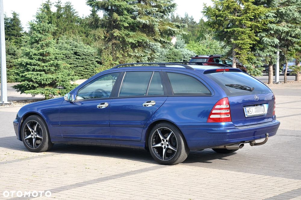 Mercedes-Benz Klasa C 280 7G-TRONIC Classic Sport Edition - 22