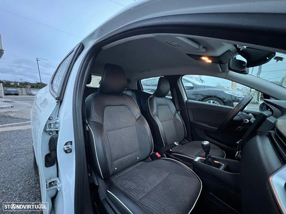 Renault Clio BLUE dCi 85 BUSINESS EDITION - 16