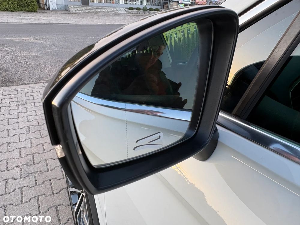 Volkswagen Tiguan - 17