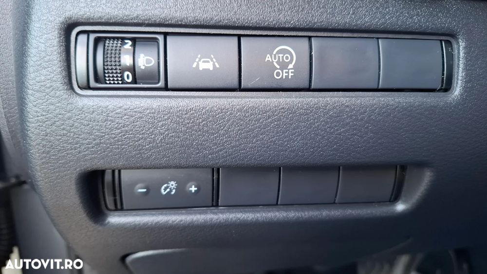 Nissan Qashqai 1.3 DIG-T MHEV Xtronic N-Connecta - 28