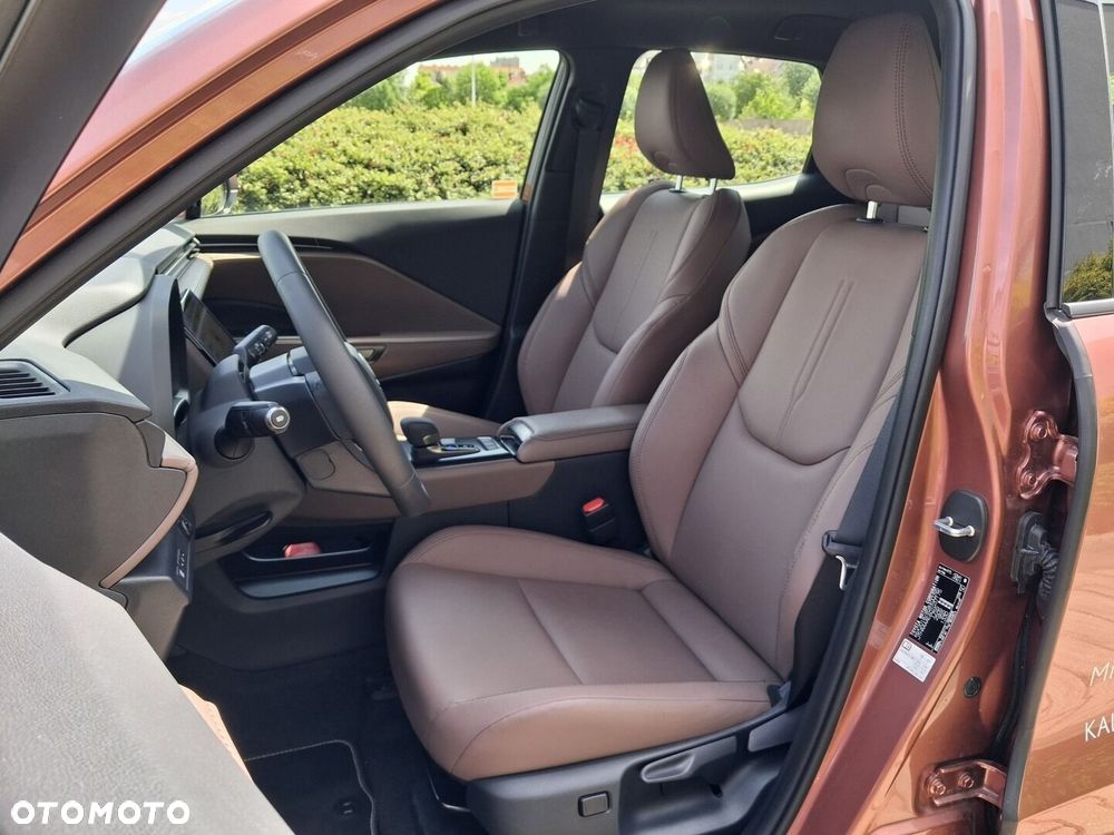 Lexus LBX 1.5 Hybrid Elegant - 16