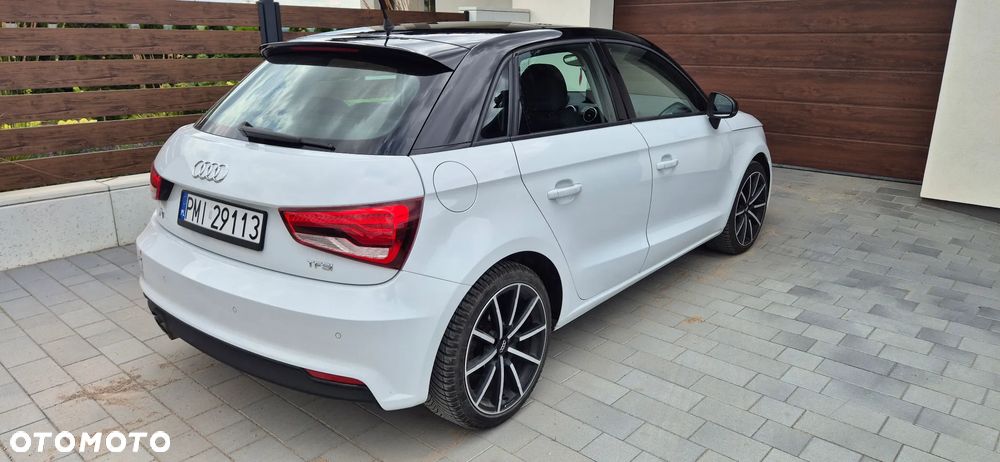 Audi A1 Sportback 1.4 TFSI S tronic - 11