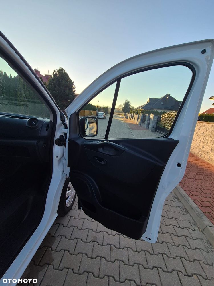 Renault Trafic Talento 120koni Long 143Tys km Klima Super stan - 19