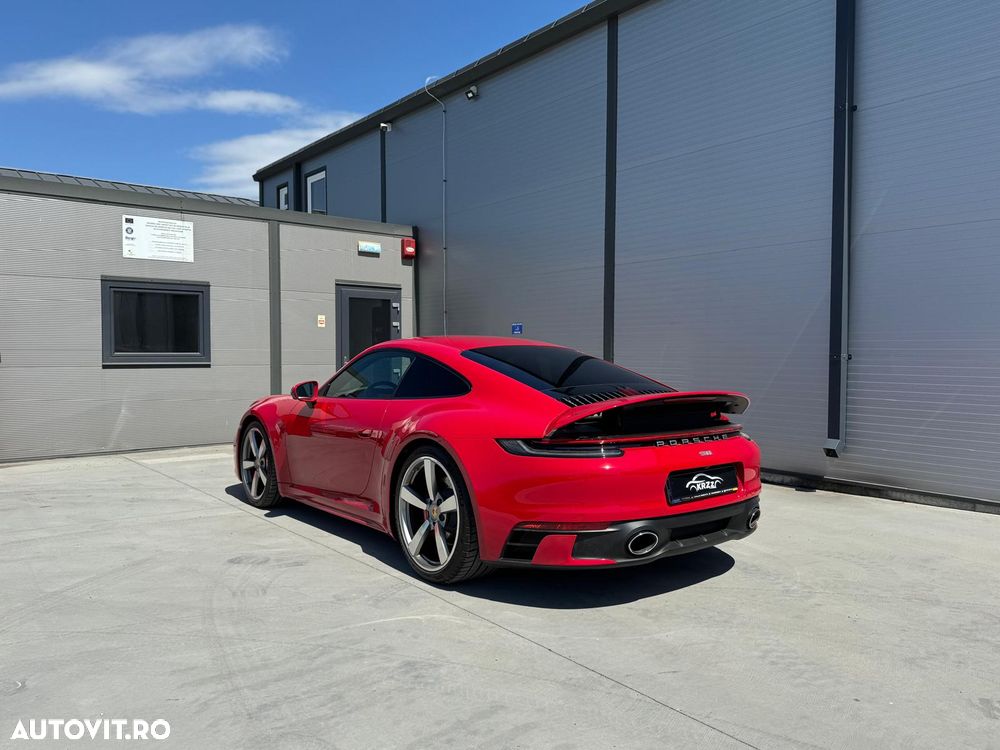 Porsche 911 Carrera 4S PDK - 6