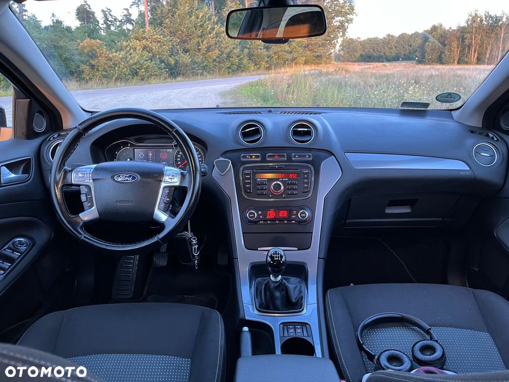 Ford Mondeo - 2