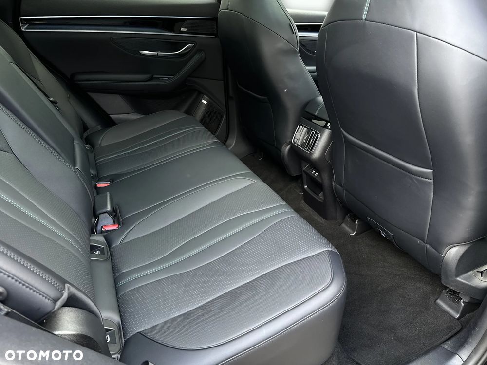 BYD Seal U 1.5T Design AWD - 8