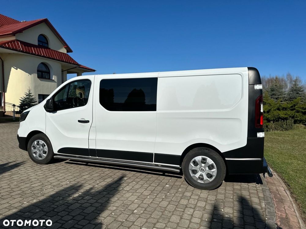 Renault Trafic Grand 2.0 dCi - 3