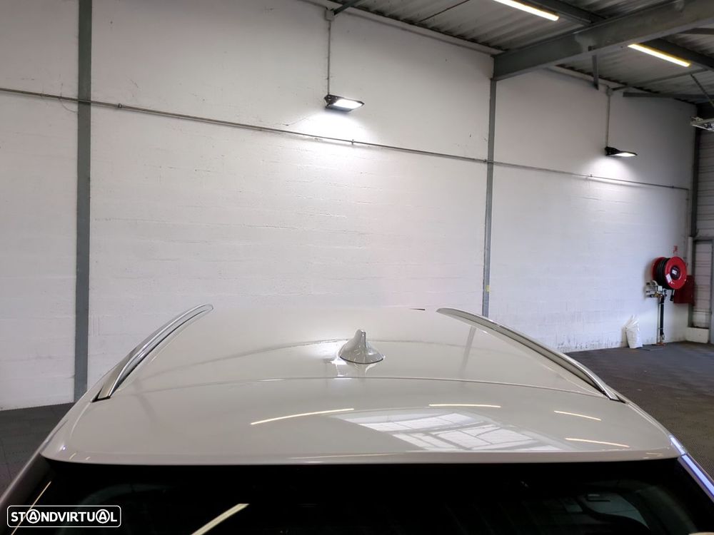 BMW 320 d EfficientDynamics Line Luxury - 6