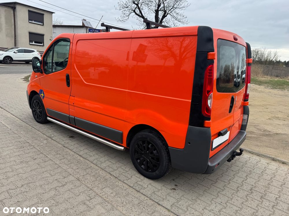 Renault TRAFIC - 4
