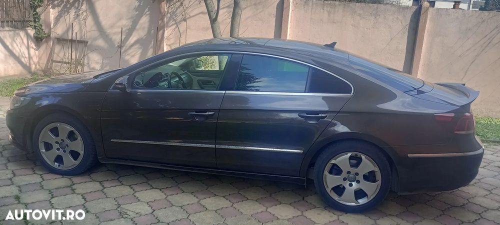 Volkswagen Passat CC 2.0 TDI BlueMotion Technology DSG Exclusive - 2