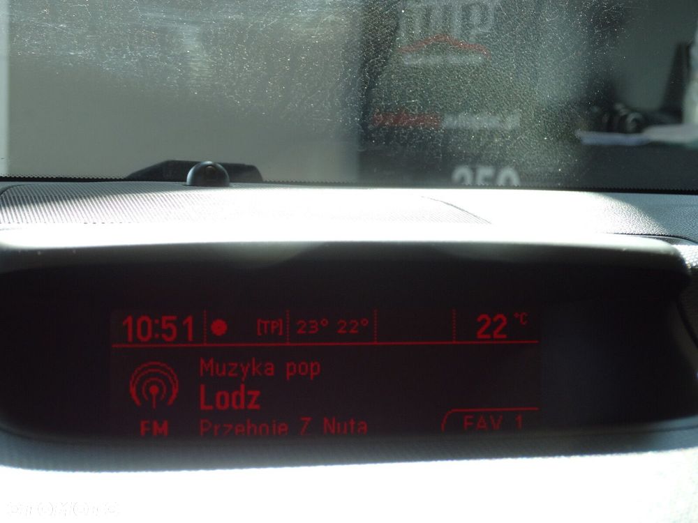 Opel Meriva - 21