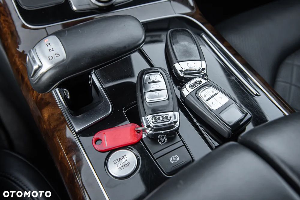 Audi A8 4.0 TFSI cylinder on demand quattro tiptronic - 21