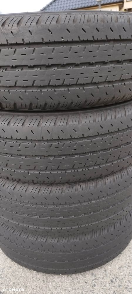 215/75/16 c nokian cline - 1