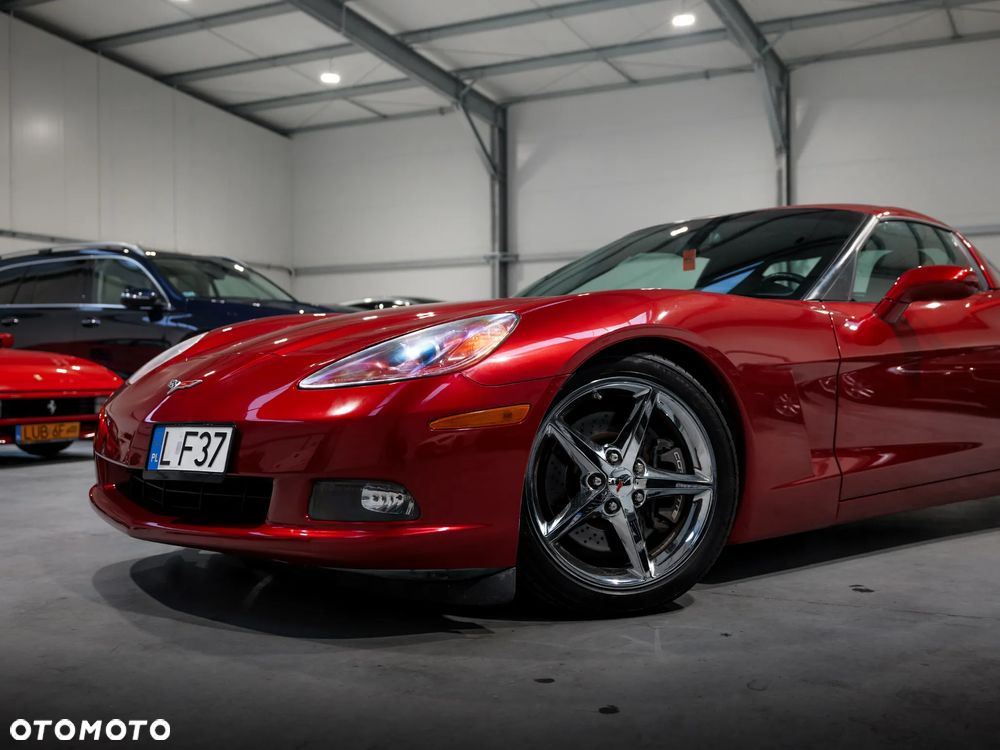 Chevrolet Corvette - 2