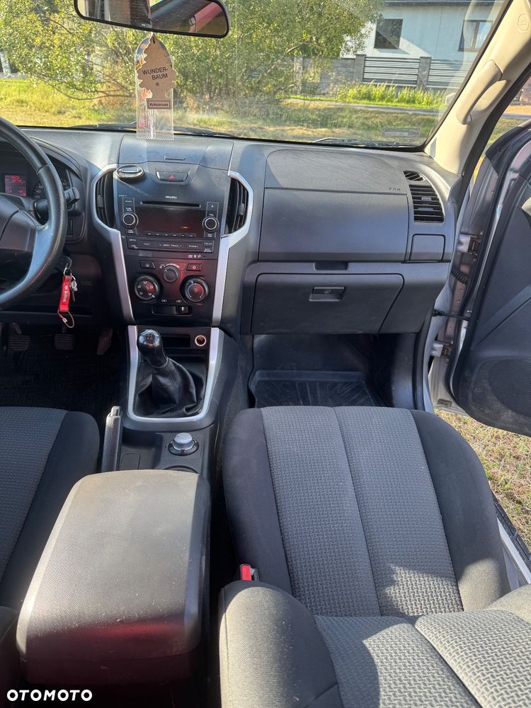 Isuzu D-Max 2.5 DC LS - 15