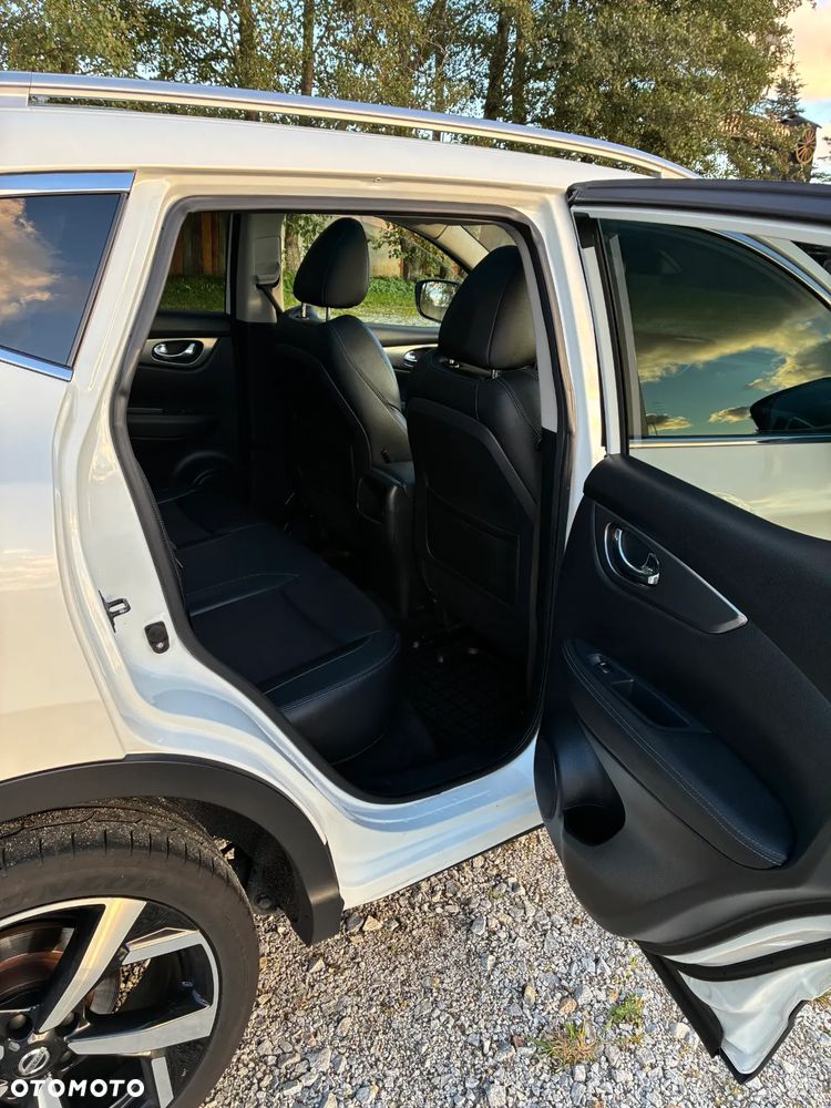 Nissan Qashqai 1.2 DIG-T TEKNA+ - 22