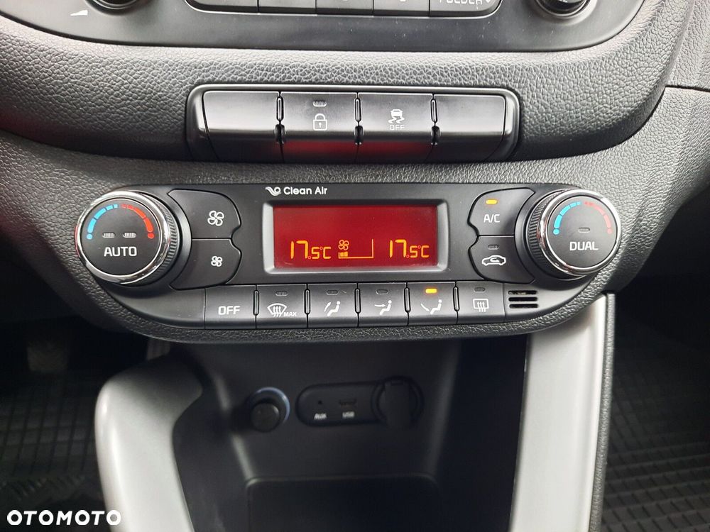 Kia Ceed Cee'd 1.6 GDI M - 13