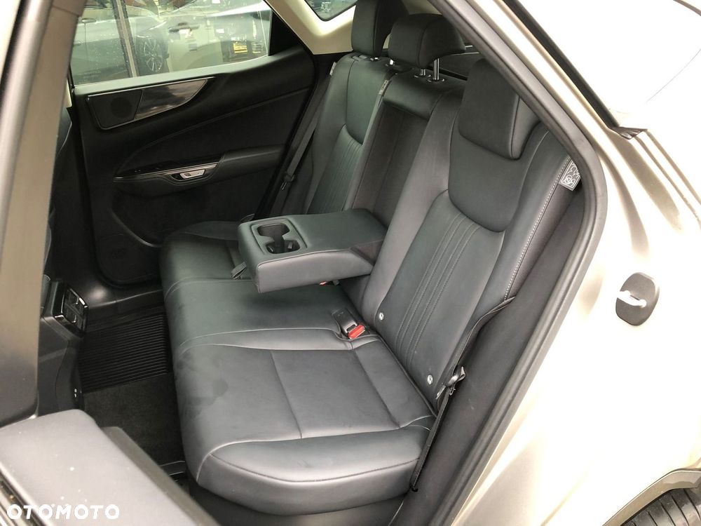 Lexus NX 350h Business AWD - 6