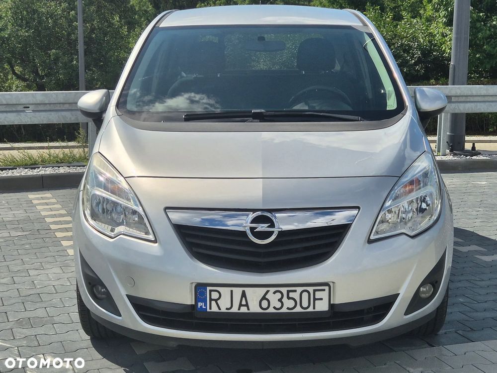 Opel Meriva 1.4 T Cosmo S&S - 3