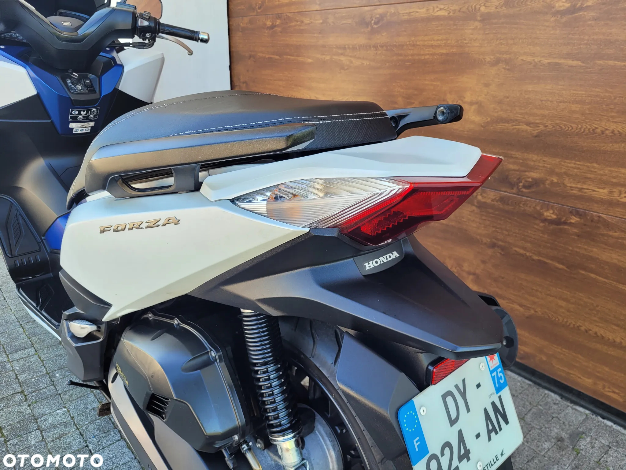 Honda NSS - 14