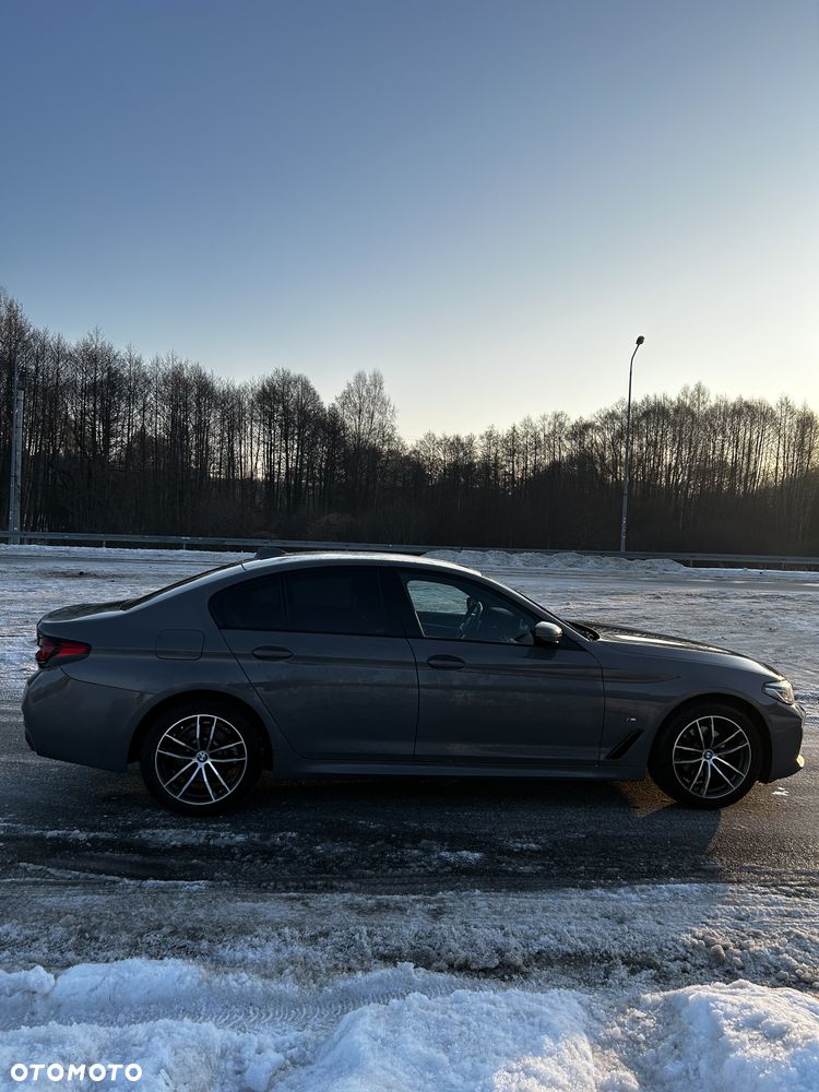 BMW Seria 5 520d xDrive M Sport sport - 8