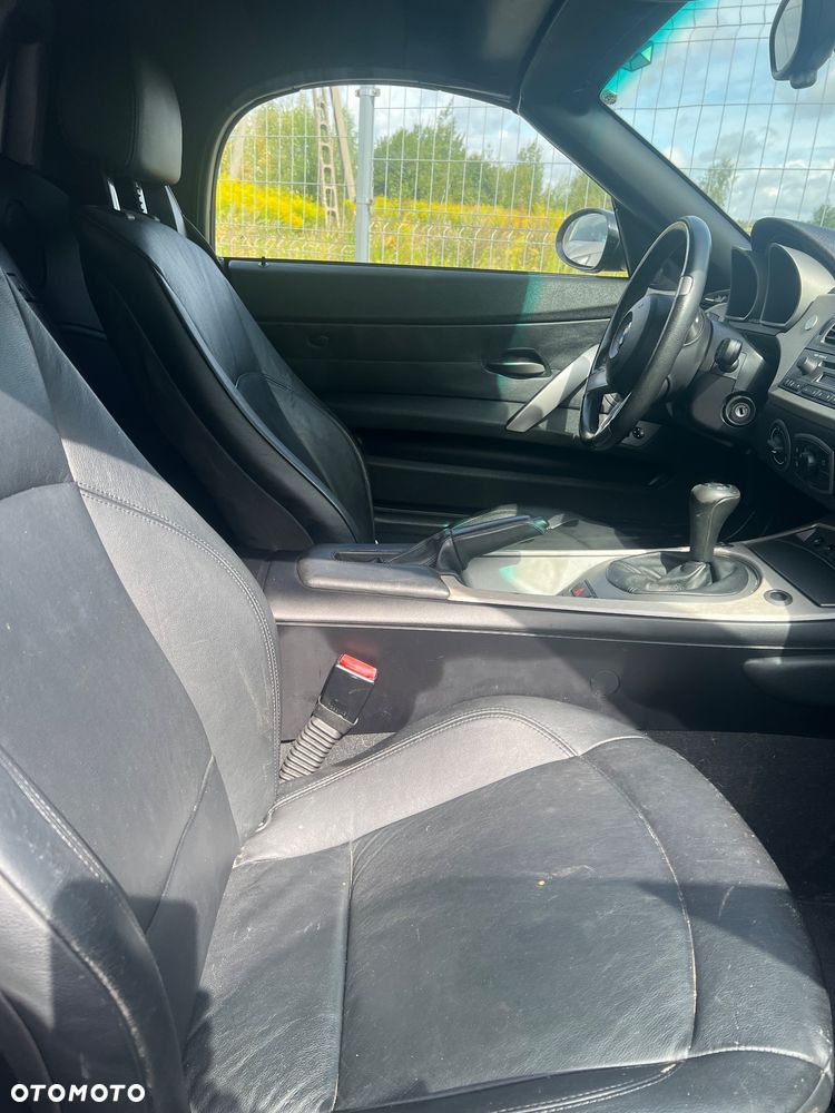 BMW Z4 2.5i - 4