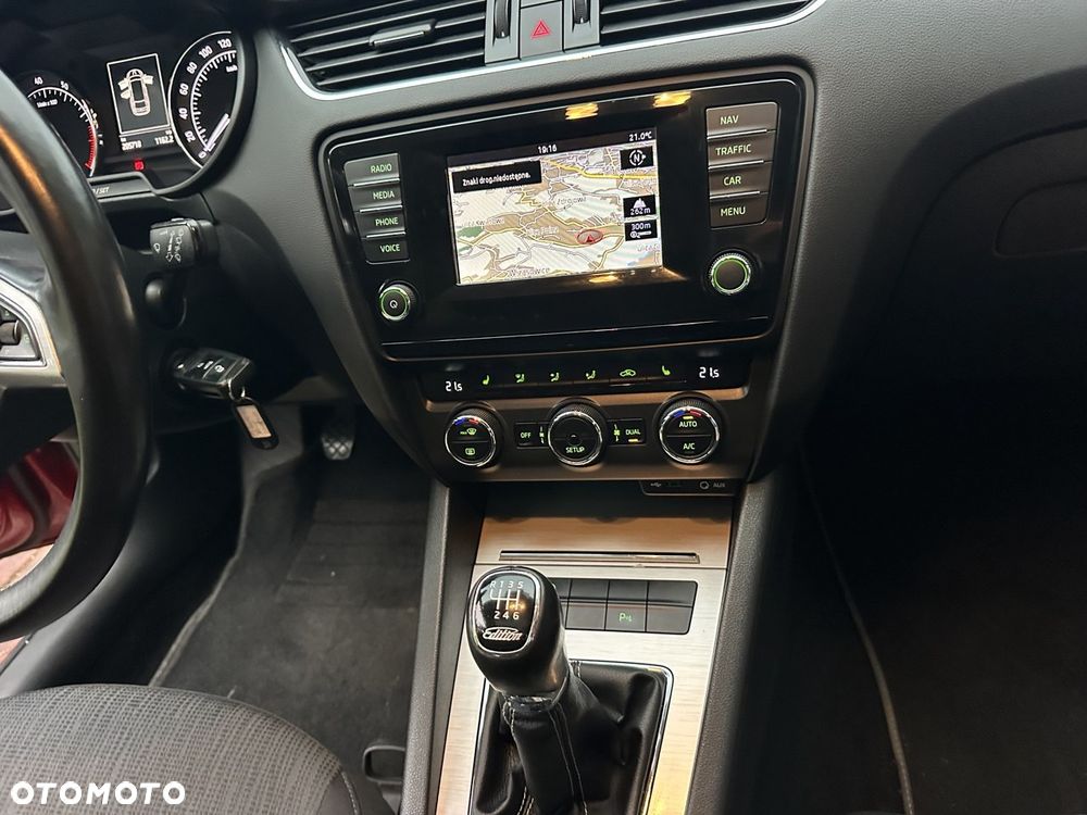Skoda Octavia 1.4 TSI Edition - 19