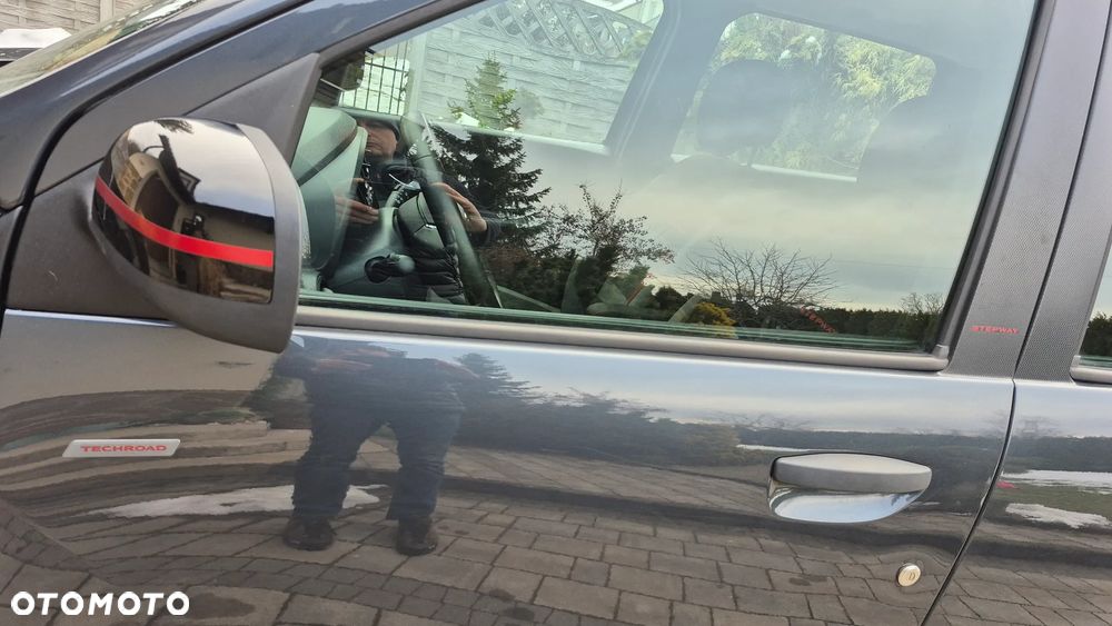 Dacia Lodgy TCe 130 GPF (7-Sitzer) Stepway - 5