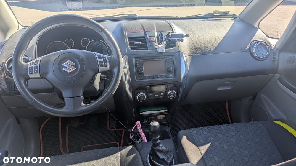 Suzuki SX4 2.0 DDiS Premium 4WD - 5
