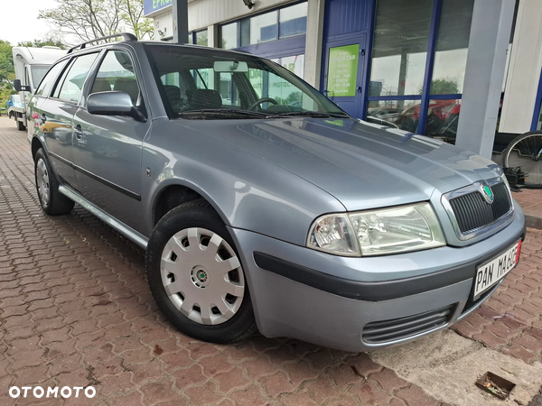 Skoda Octavia 1.6 Combi Ambiente