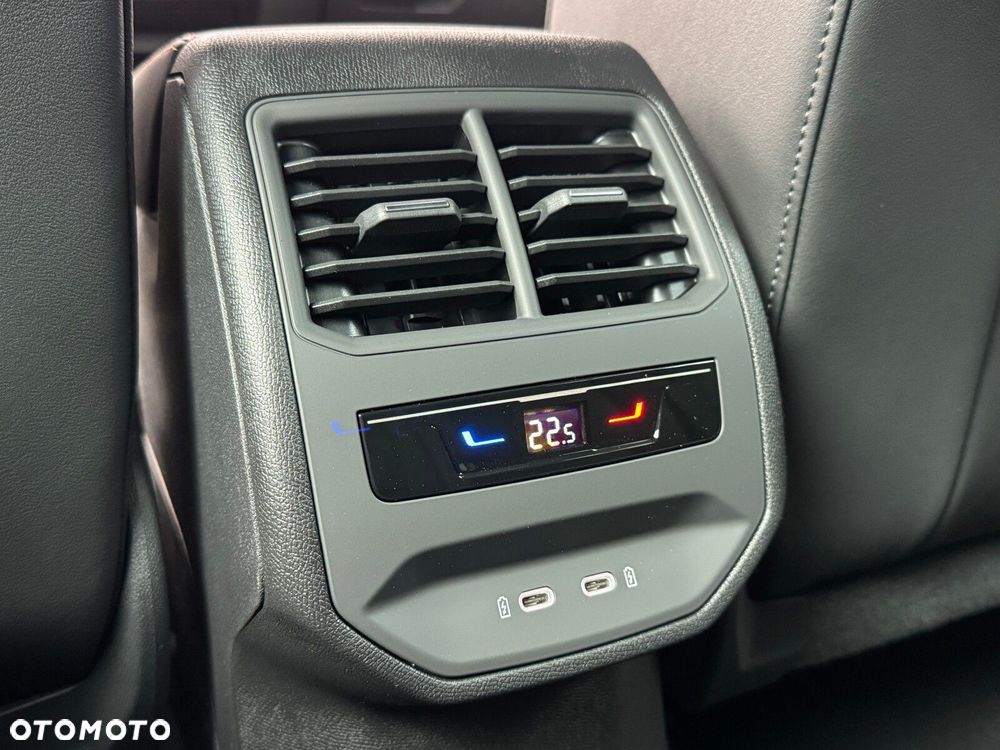 Cupra Formentor 1.5 eTSI mHEV DSG - 40