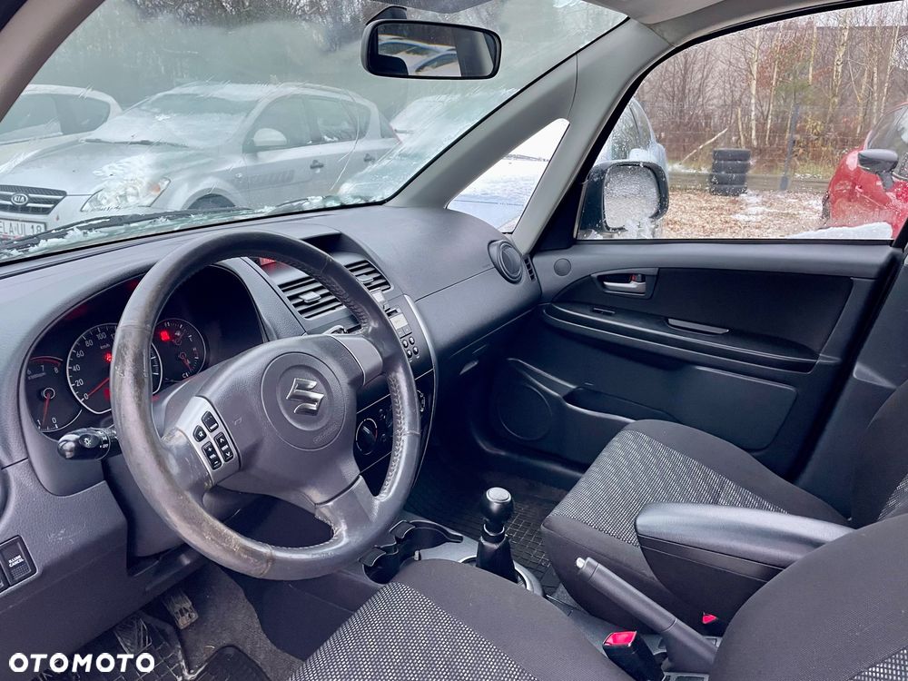 Suzuki SX4 1.6 GLX / Comfort - 4