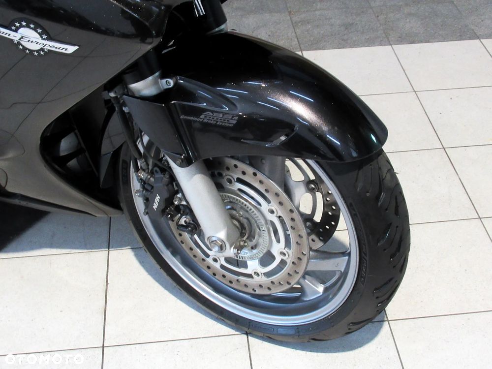 Honda ST - 25