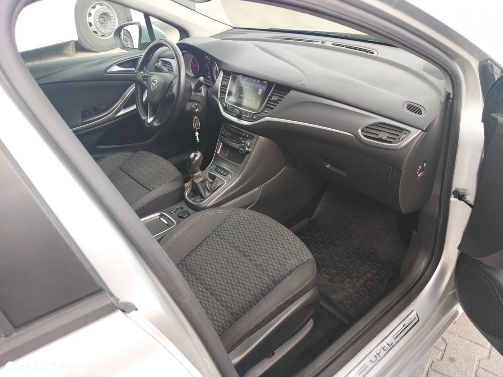 Opel Astra 1.6 CDTI Dynamic - 22