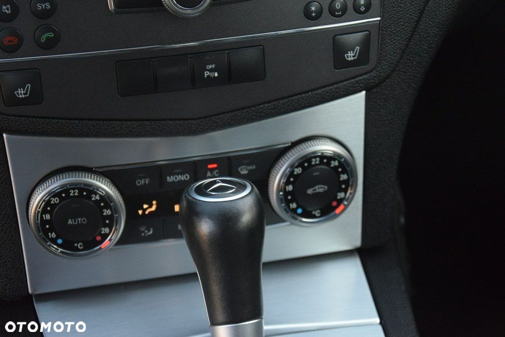 Mercedes-Benz Klasa C - 33