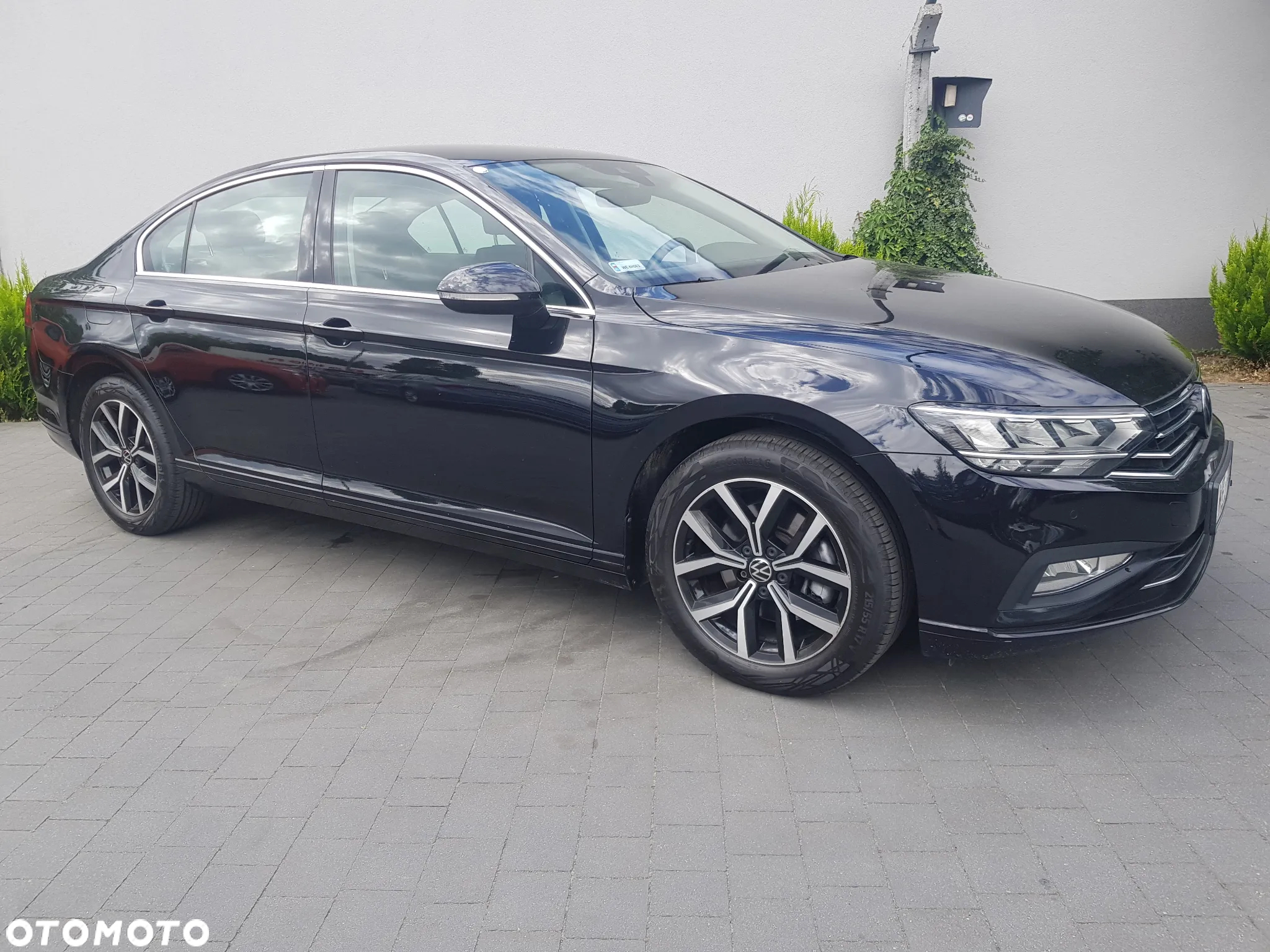Volkswagen Passat 1.5 TSI EVO Elegance - 2