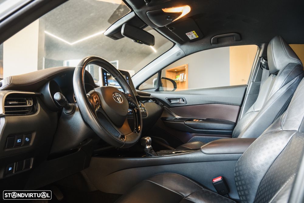 Toyota C-HR 1.8 HSD Exclusive+P.Luxury - 7