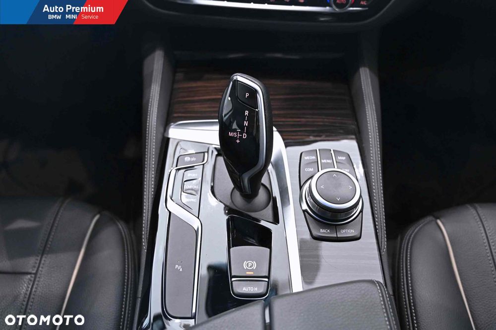 BMW Seria 5 520d - 18