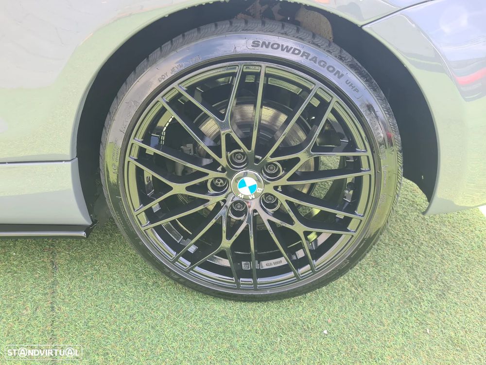 BMW 120 d Limited Edition Lifestyle c/ M Sport Pack - 11