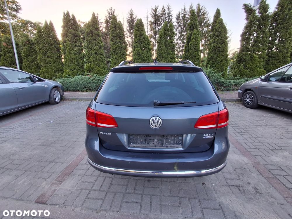 Volkswagen Passat - 6