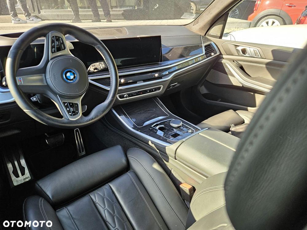 BMW X5 xDrive50e PHEV Individual Edition sport - 27